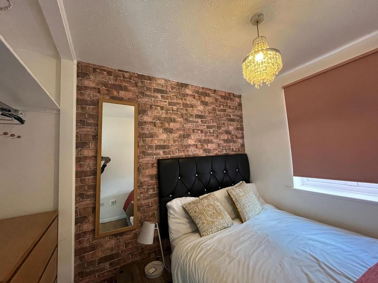 Stunning 1 bedroom apartment in Dagenham Exterior foto